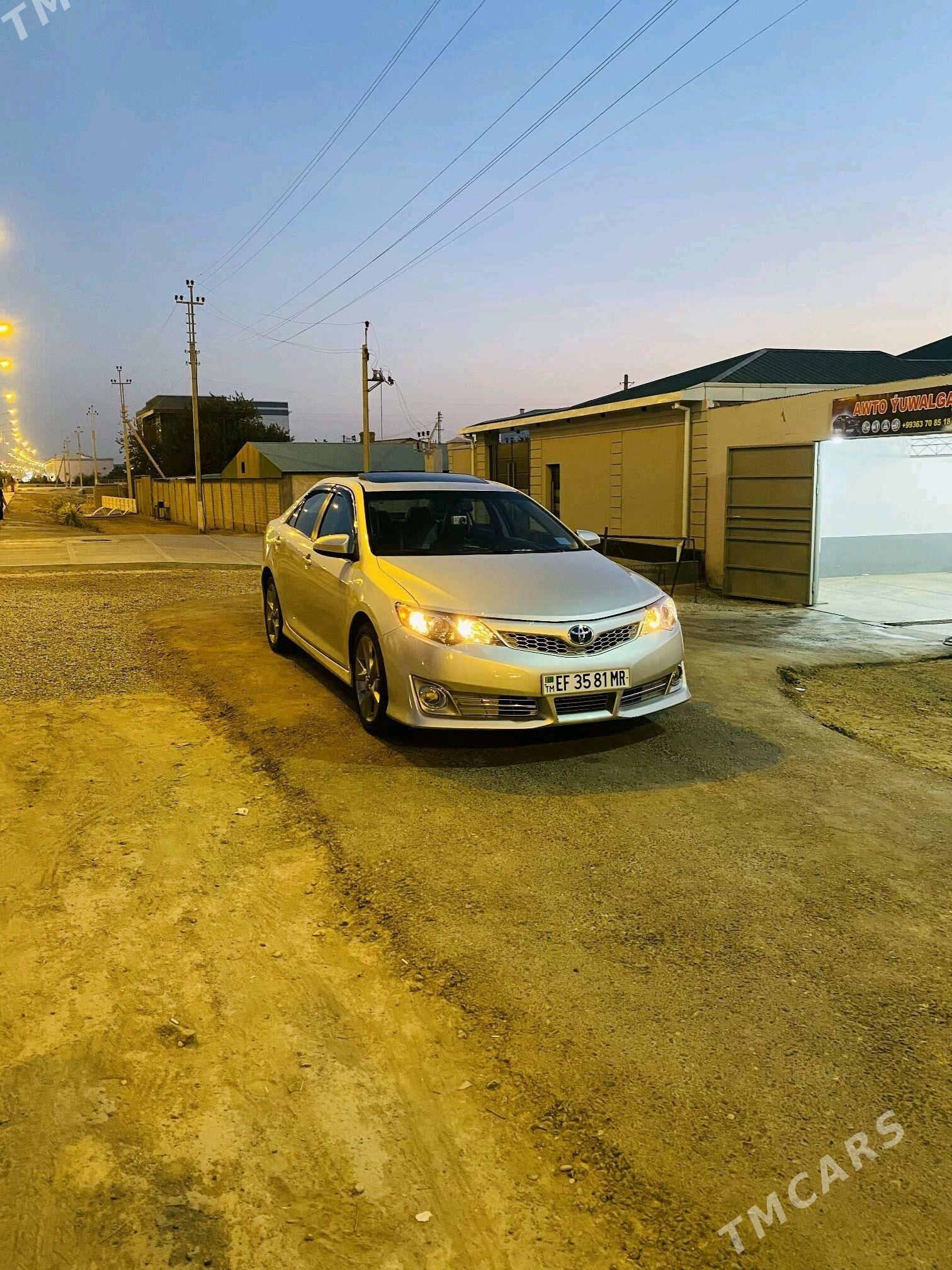 Toyota Camry 2012 - 260 000 TMT - Мары - img 6