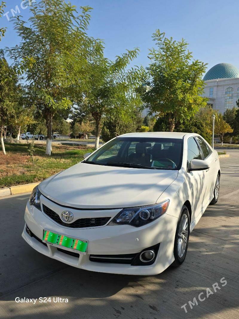 Toyota Camry 2012 - 210 000 TMT - Çärjew - img 1
