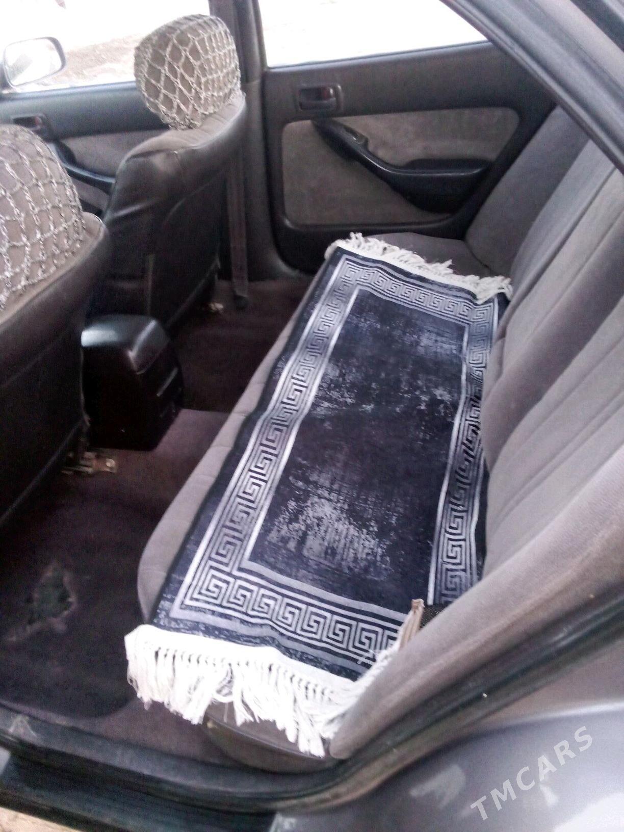 Toyota Camry 1996 - 110 000 TMT - Гурбансолтан Едже - img 2