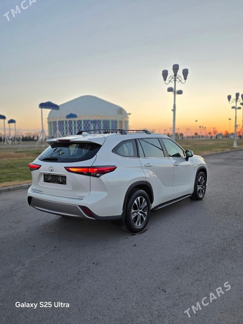Toyota Highlander 2021 - 550 000 TMT - Дашогуз - img 4