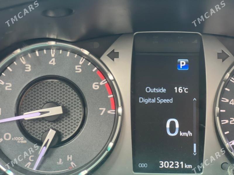 Toyota Hilux 2024 - 600 000 TMT - Ашхабад - img 3