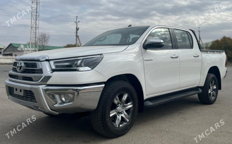 Toyota Hilux 2024 - 600 000 TMT - Ашхабад - img 6