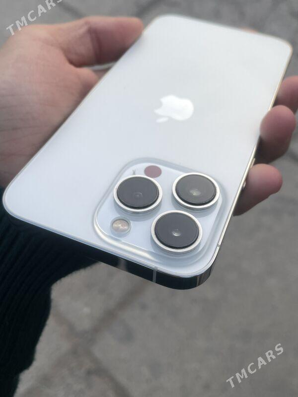 iphone 13 - Sarahs - img 6