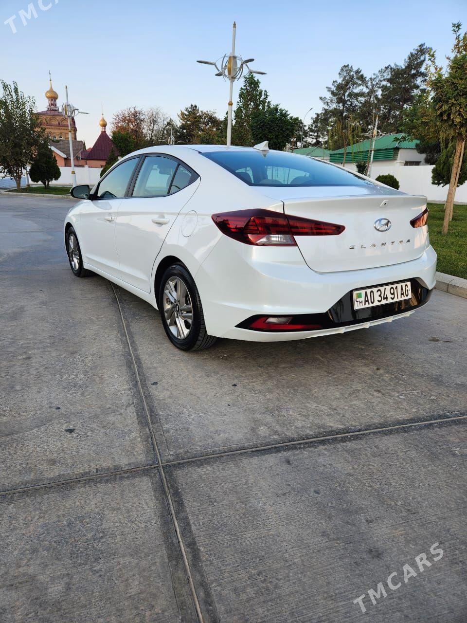 Hyundai Elantra 2020 - 230 000 TMT - 16-й этап - img 6