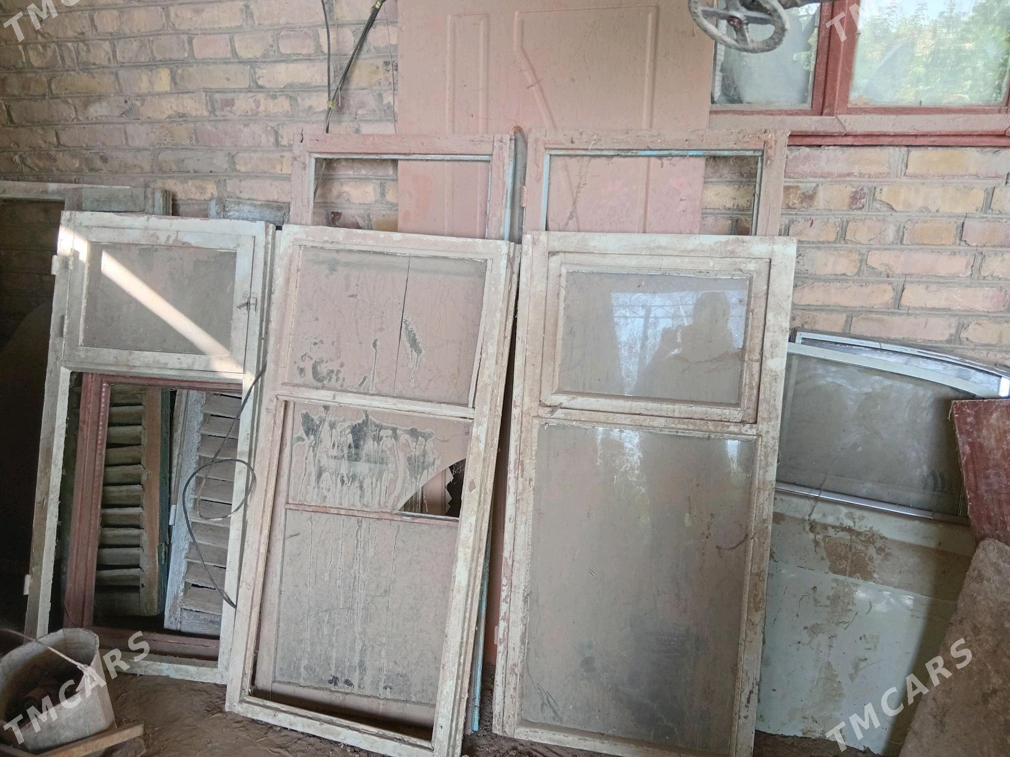 isik aynalar - Çärjew - img 2