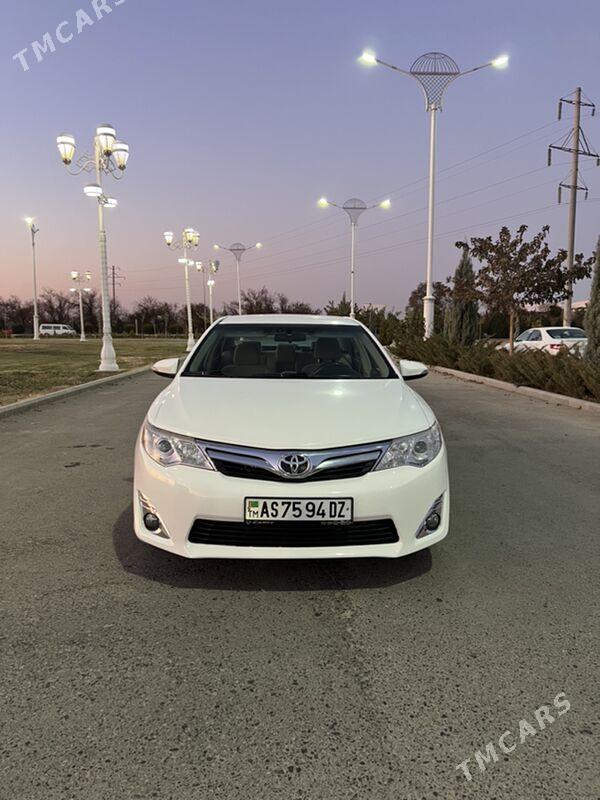 Toyota Camry 2012 - 175 000 TMT - Дашогуз - img 1
