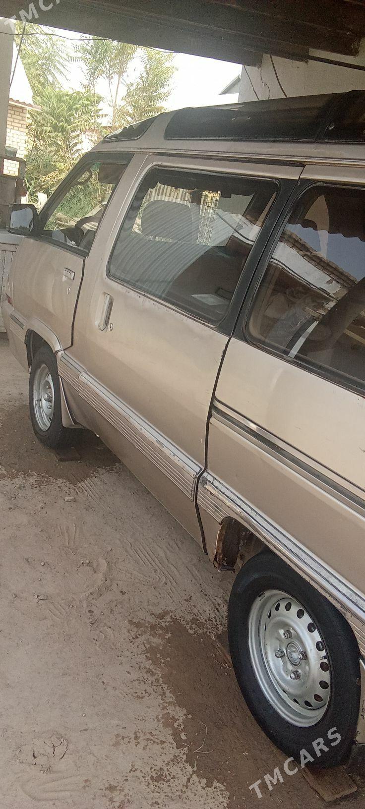 Toyota Town Ace 1992 - 25 000 TMT - Türkmengala - img 3