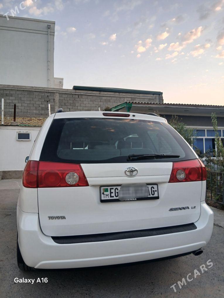 Toyota Sienna 2008 - 240 000 TMT - Ашхабад - img 2