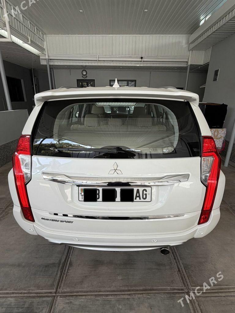 Mitsubishi Montero Sport 2019 - 385 000 TMT - Aşgabat - img 9
