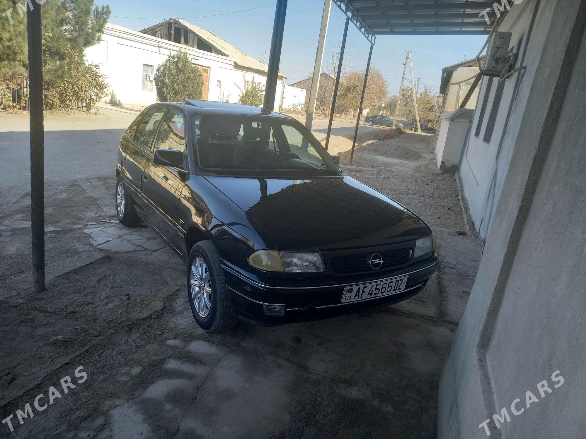 Opel Astra 1992 - 35 000 TMT - Шабатский этрап - img 3