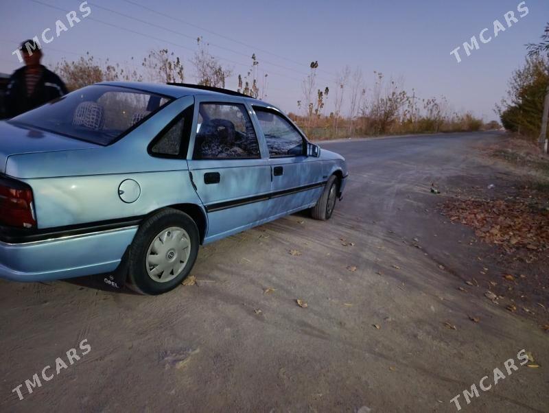Opel Vectra 1989 - 40 000 TMT - Губадаг - img 7