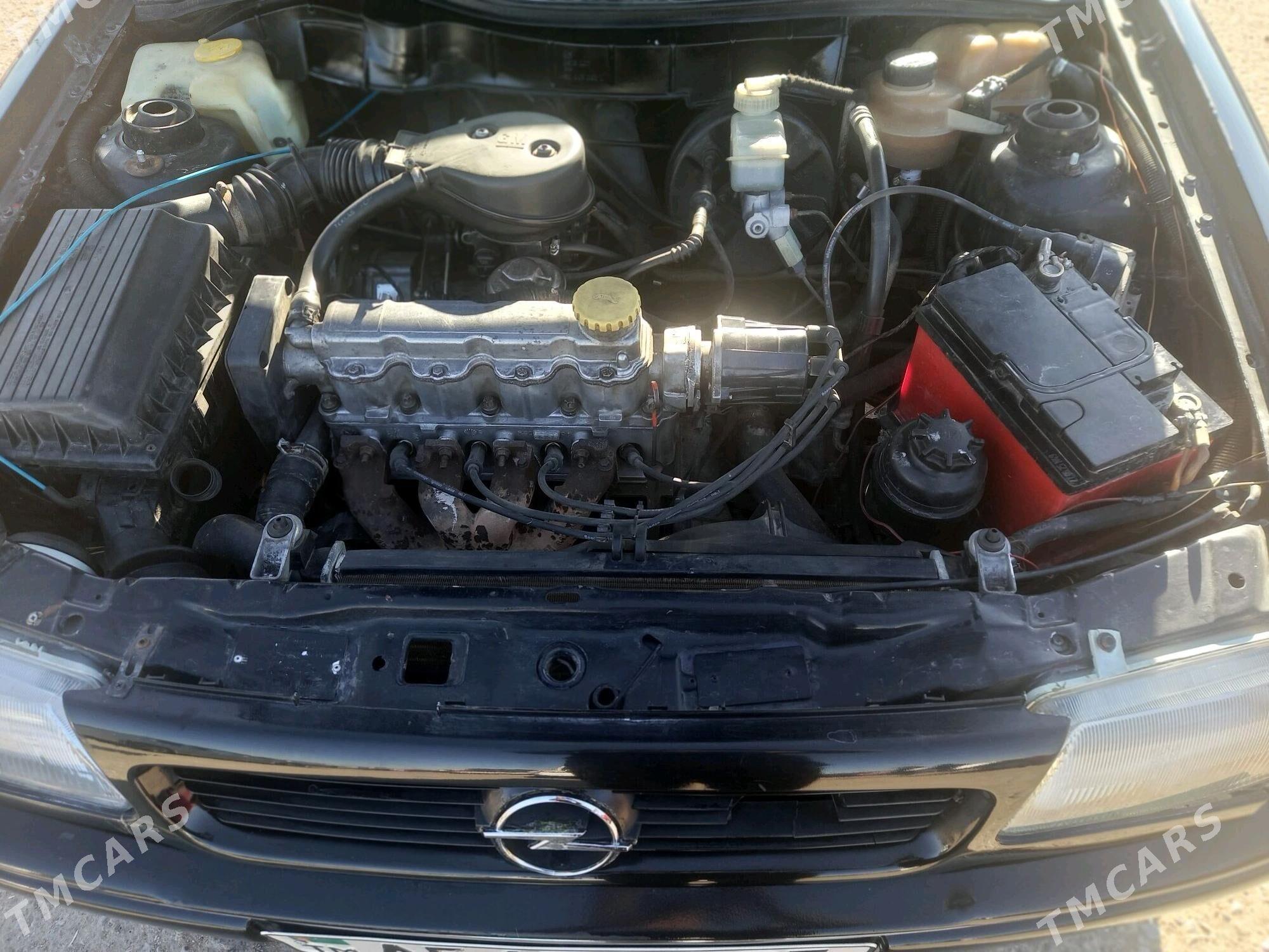 Opel Astra 1992 - 35 000 TMT - Шабатский этрап - img 6