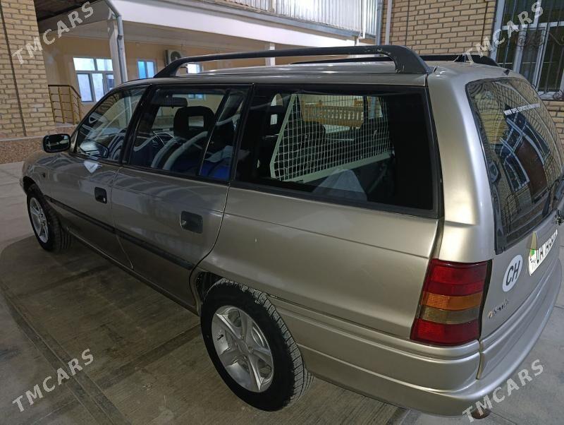 Opel Astra 1996 - 48 000 TMT - Mary - img 3