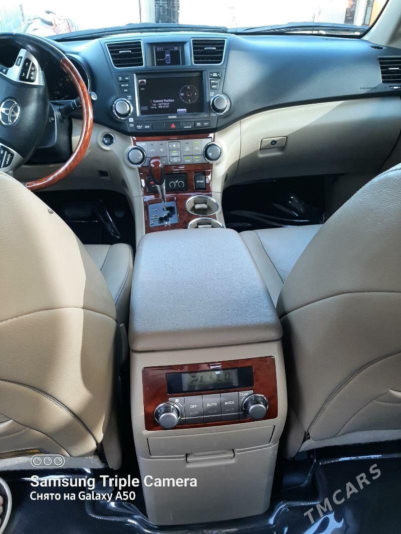 Toyota Highlander 2011 - 365 000 TMT - Aşgabat - img 4