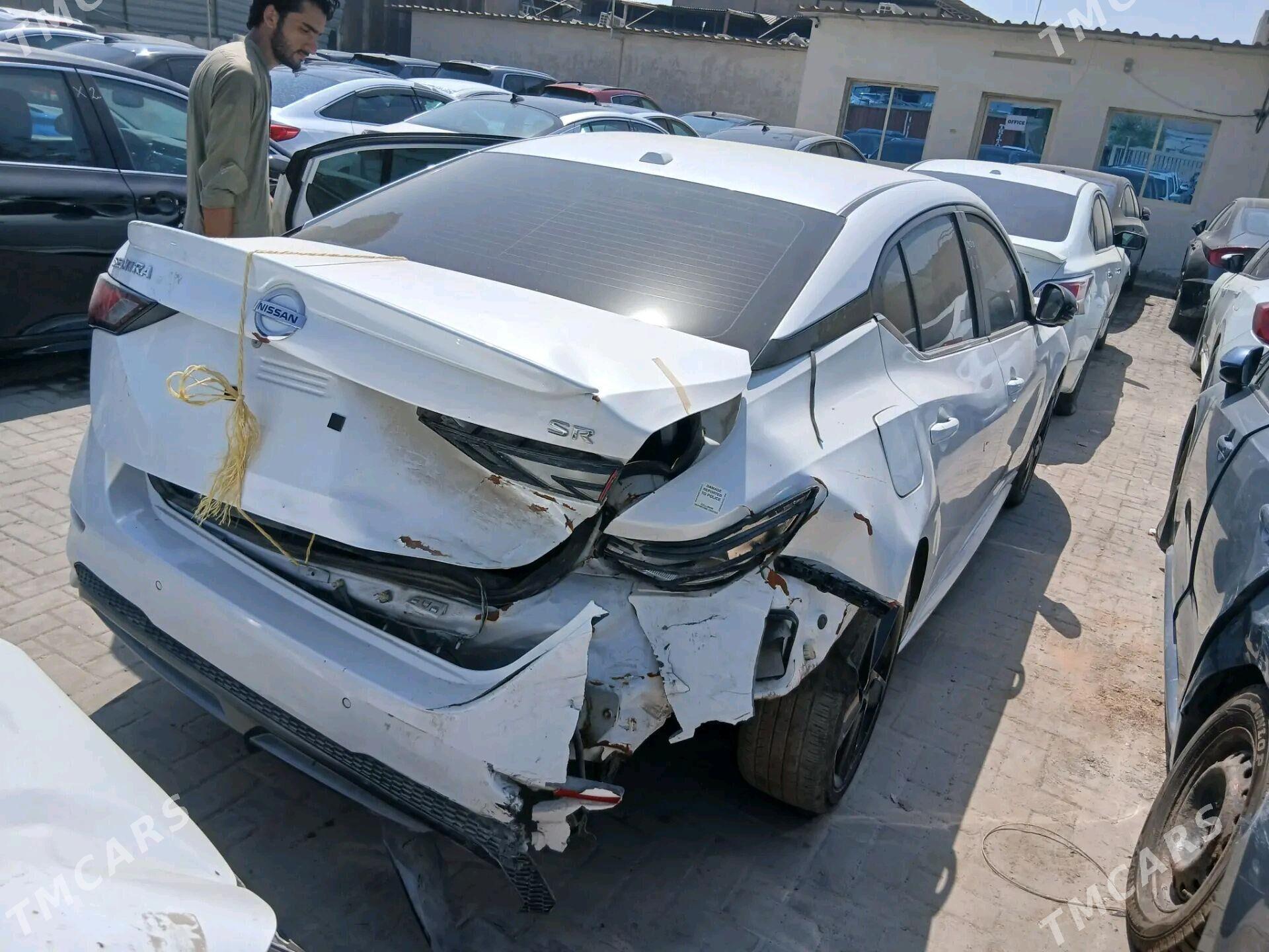 Nissan Sentra 2023 - 215 000 TMT - Теджен - img 4