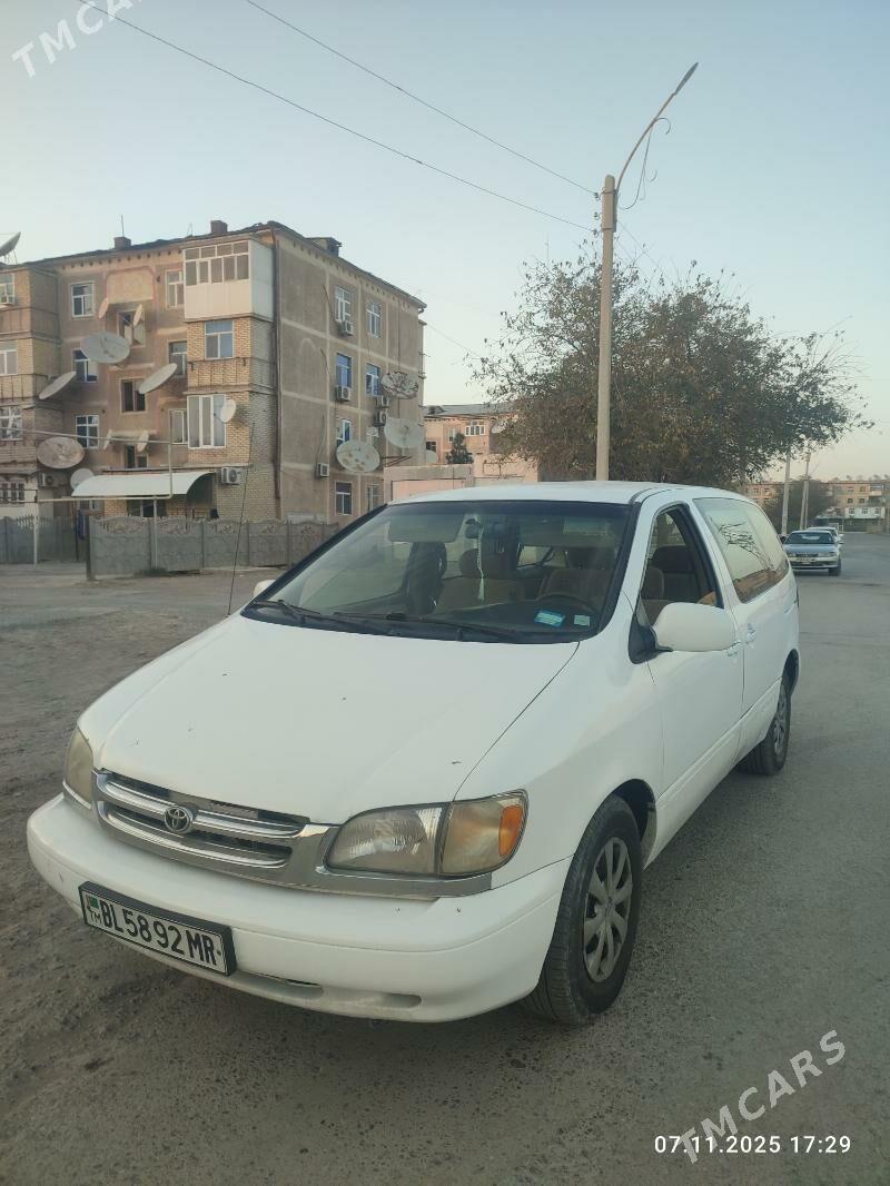 Toyota Sienna 1999 - 136 000 TMT - Мары - img 2