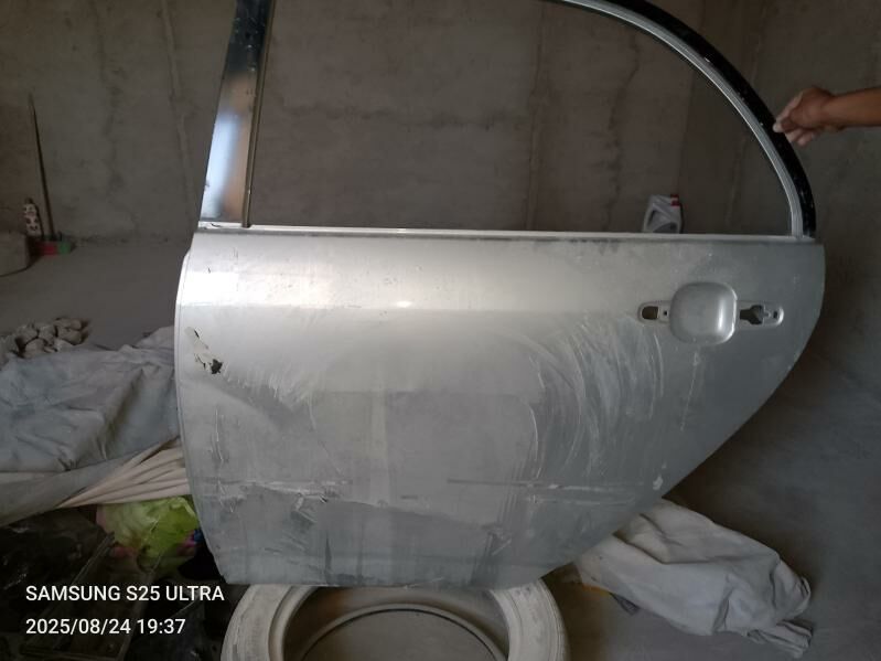 yumurtga carolla gapy 500 TMT - Балканабат - img 1