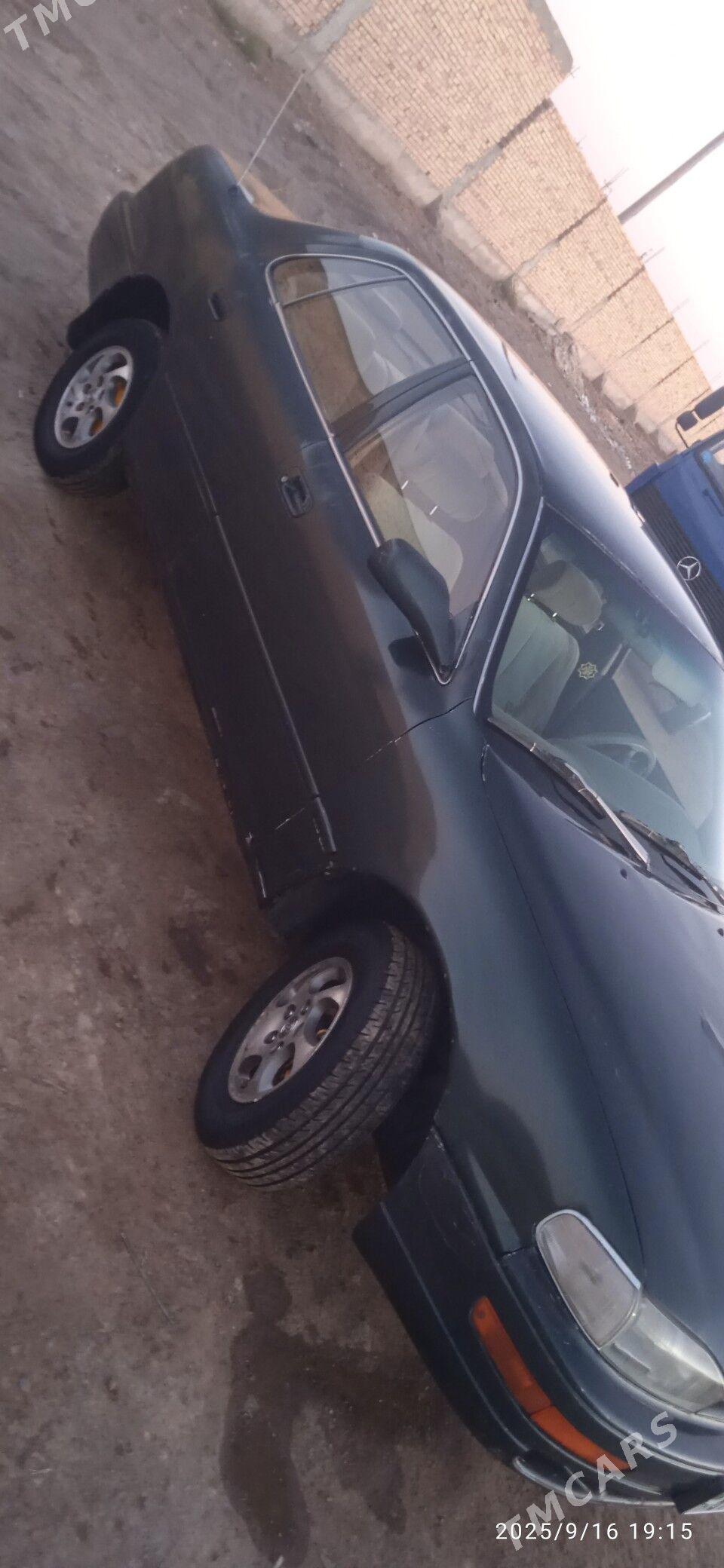 Toyota Camry 1993 - 78 000 TMT - Köneürgenç - img 2