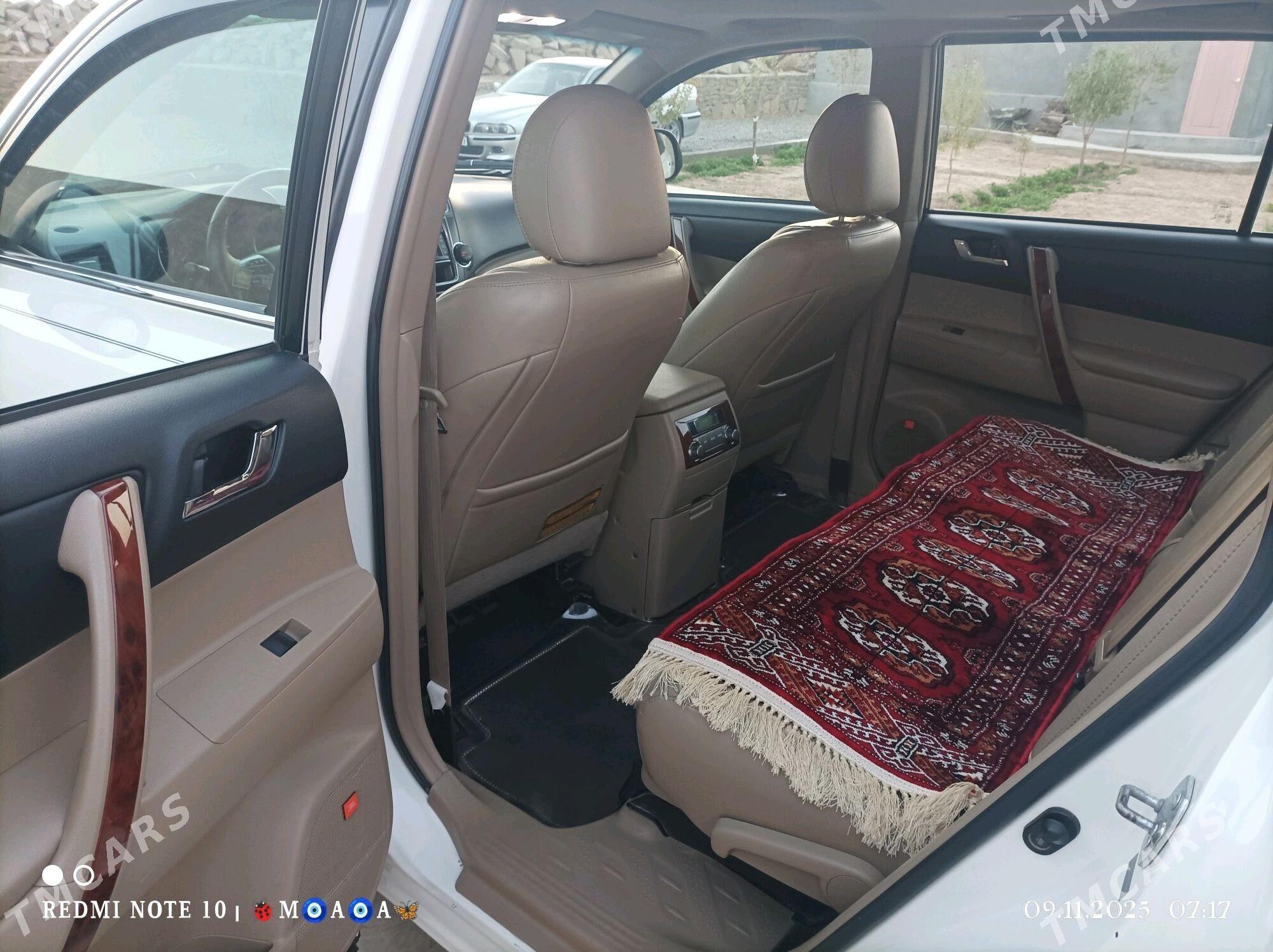 Toyota Highlander 2013 - 360 000 TMT - Магданлы - img 3