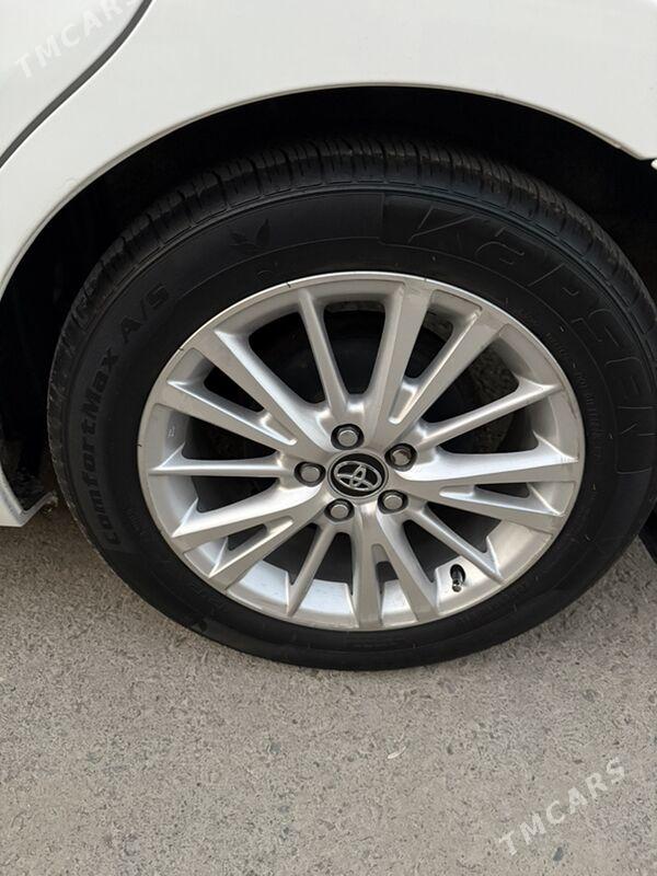 Toyota Corolla 2019 - 250 000 TMT - Aşgabat - img 8