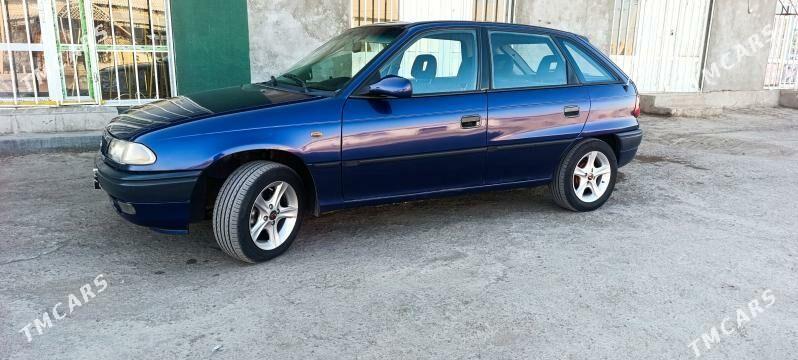 Opel Astra 1995 - 65 000 TMT - Губадаг - img 4