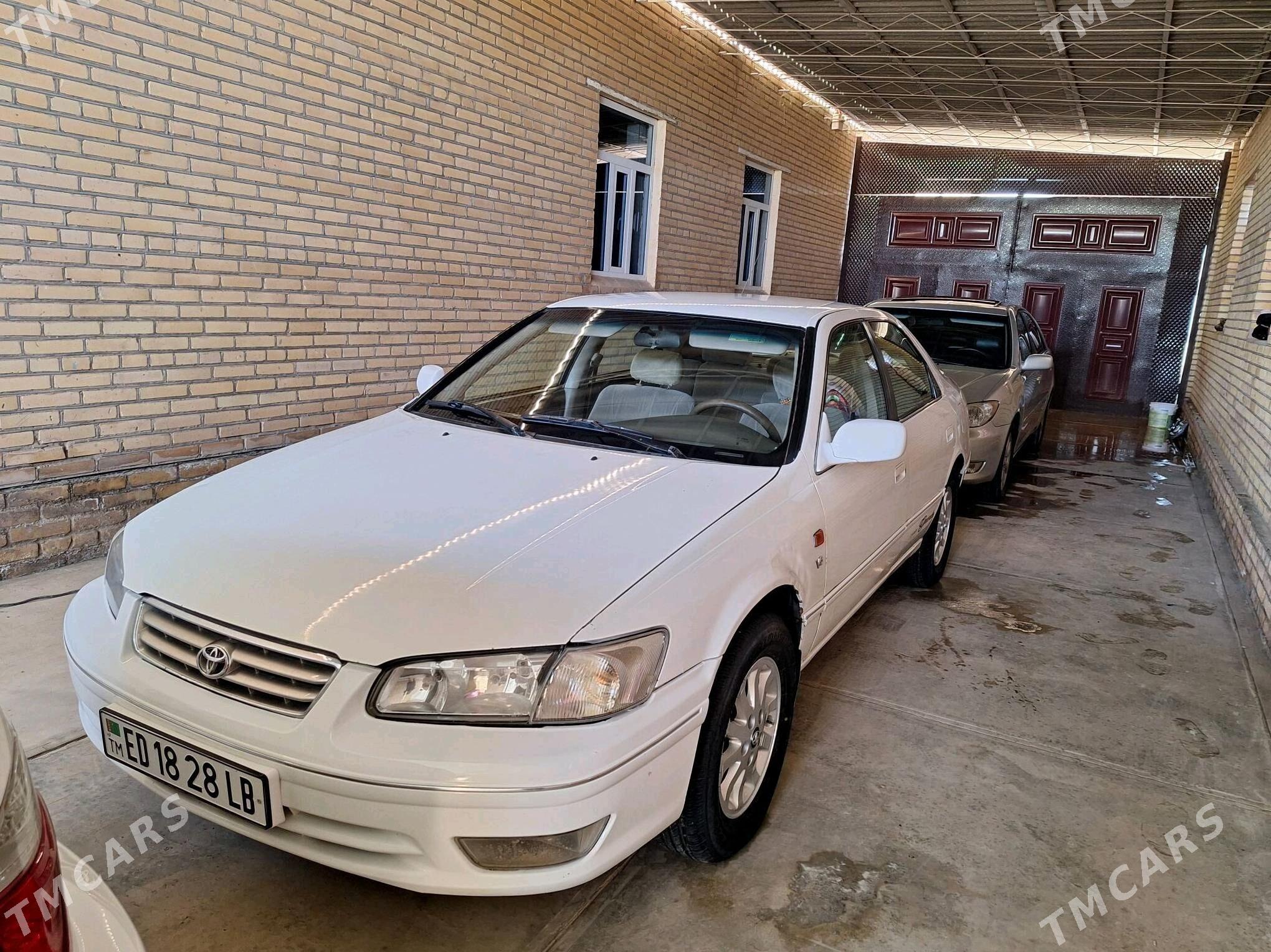 Toyota Camry 2001 - 160 000 TMT - Ходжамбаз - img 2