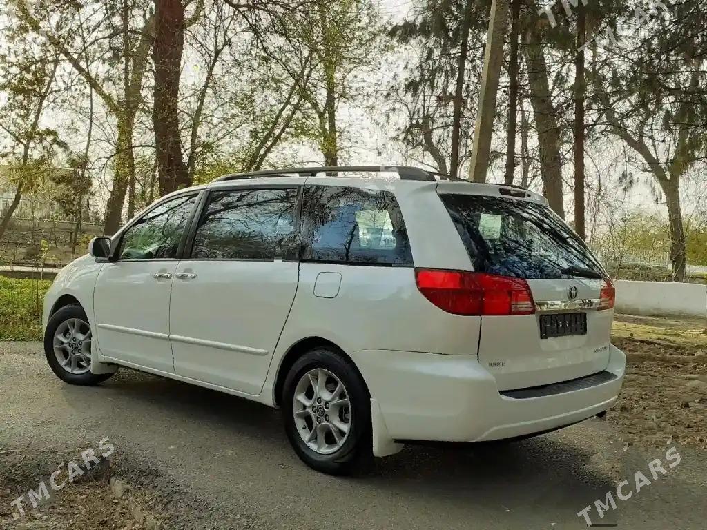 Toyota Sienna 2004 - 220 000 TMT - Гумдаг - img 2