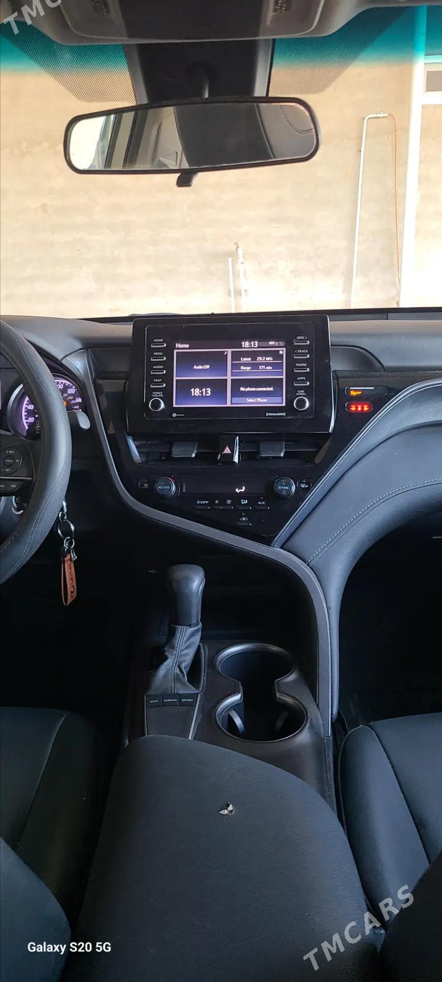 Toyota Camry 2022 - 280 000 TMT - Ёлётен - img 3