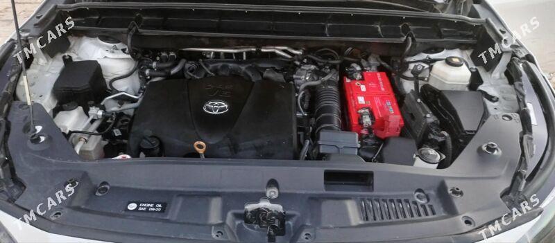 Toyota Highlander 2020 - 430 000 TMT - Мары - img 4