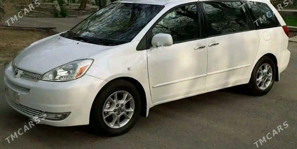 Toyota Sienna 2004 - 220 000 TMT - Гумдаг - img 3