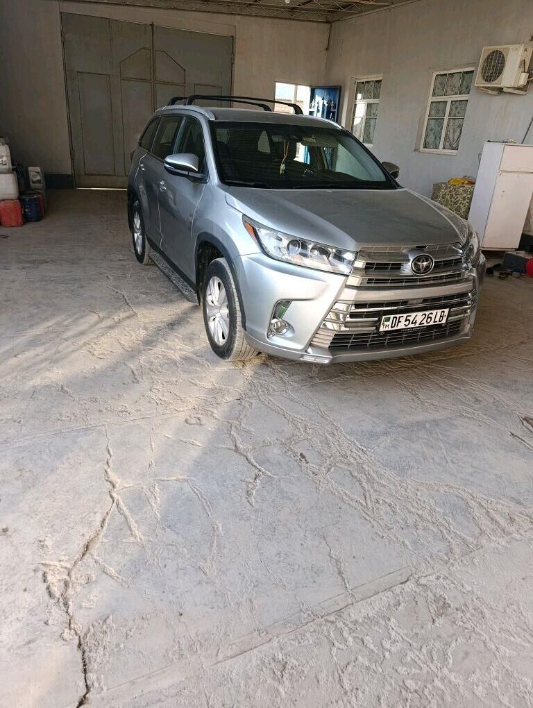 Toyota Highlander 2019 - 430 000 TMT - Саят - img 5