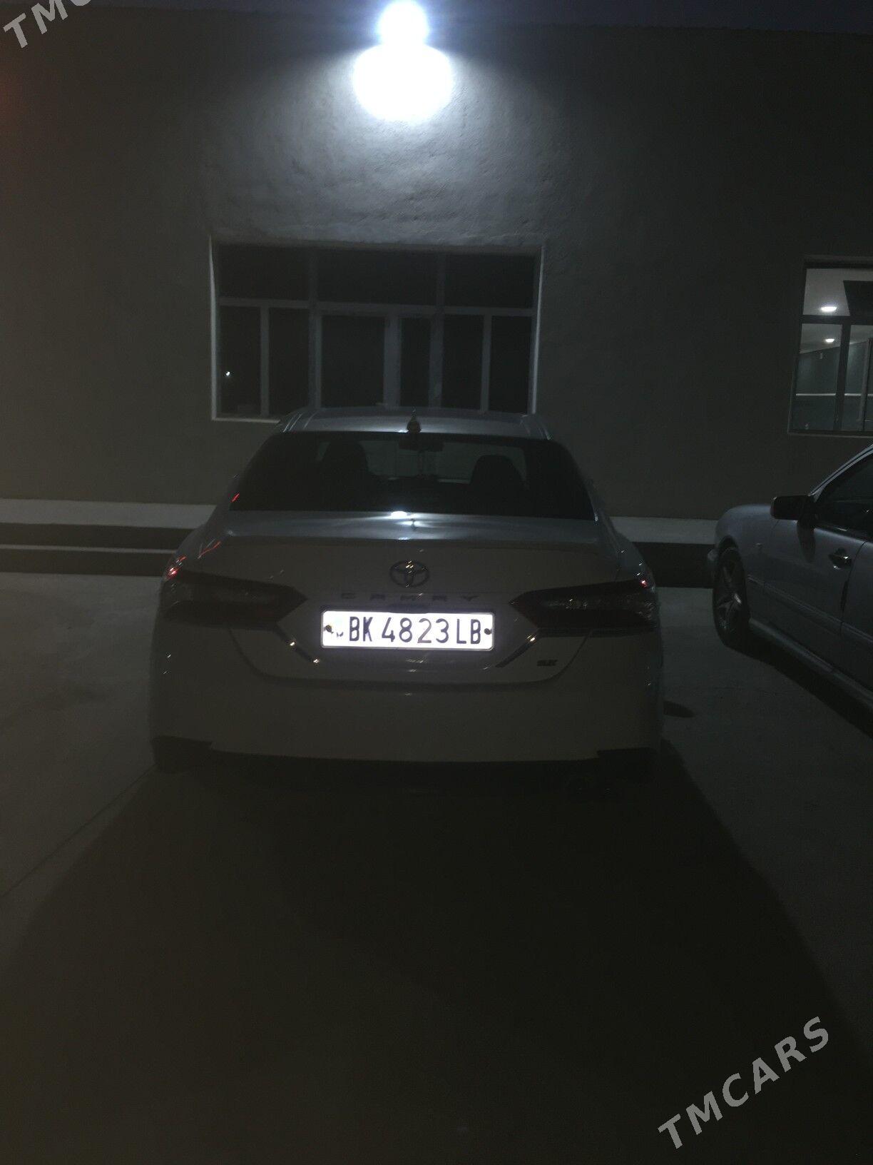 Toyota Camry 2018 - 240 000 TMT - Туркменабат - img 4