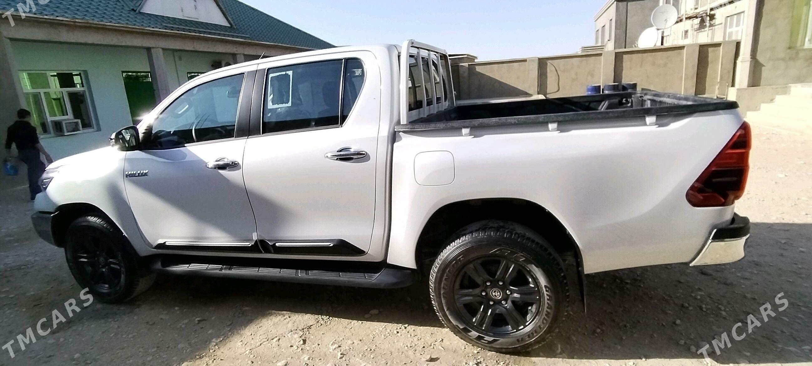 Toyota Hilux 2025 - 665 000 TMT - Balkanabat - img 2