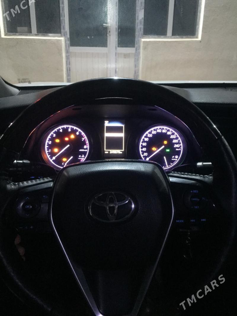 Toyota Camry 2018 - 240 000 TMT - Туркменабат - img 6