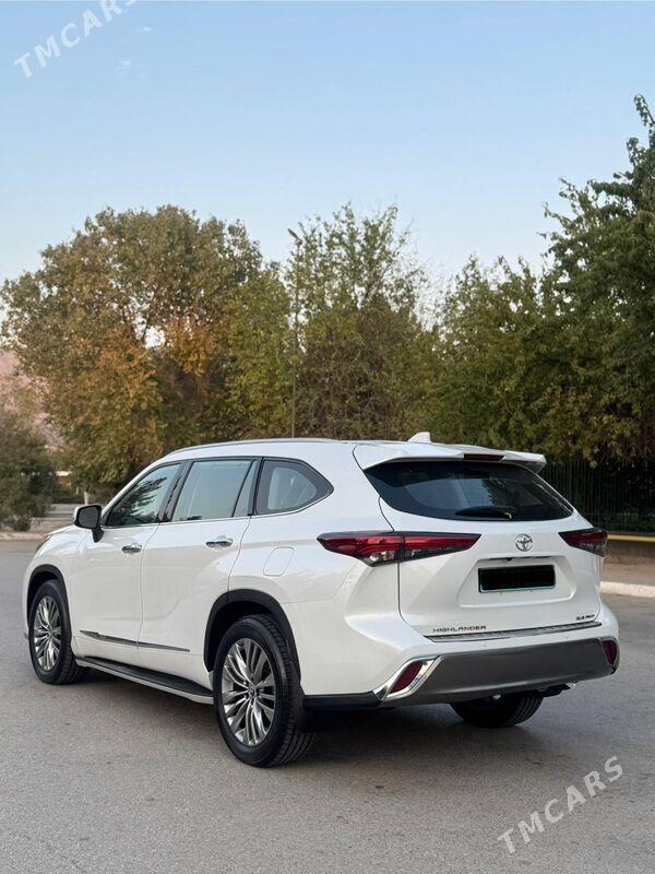 Toyota Highlander 2022 - 600 000 TMT - Balkanabat - img 4