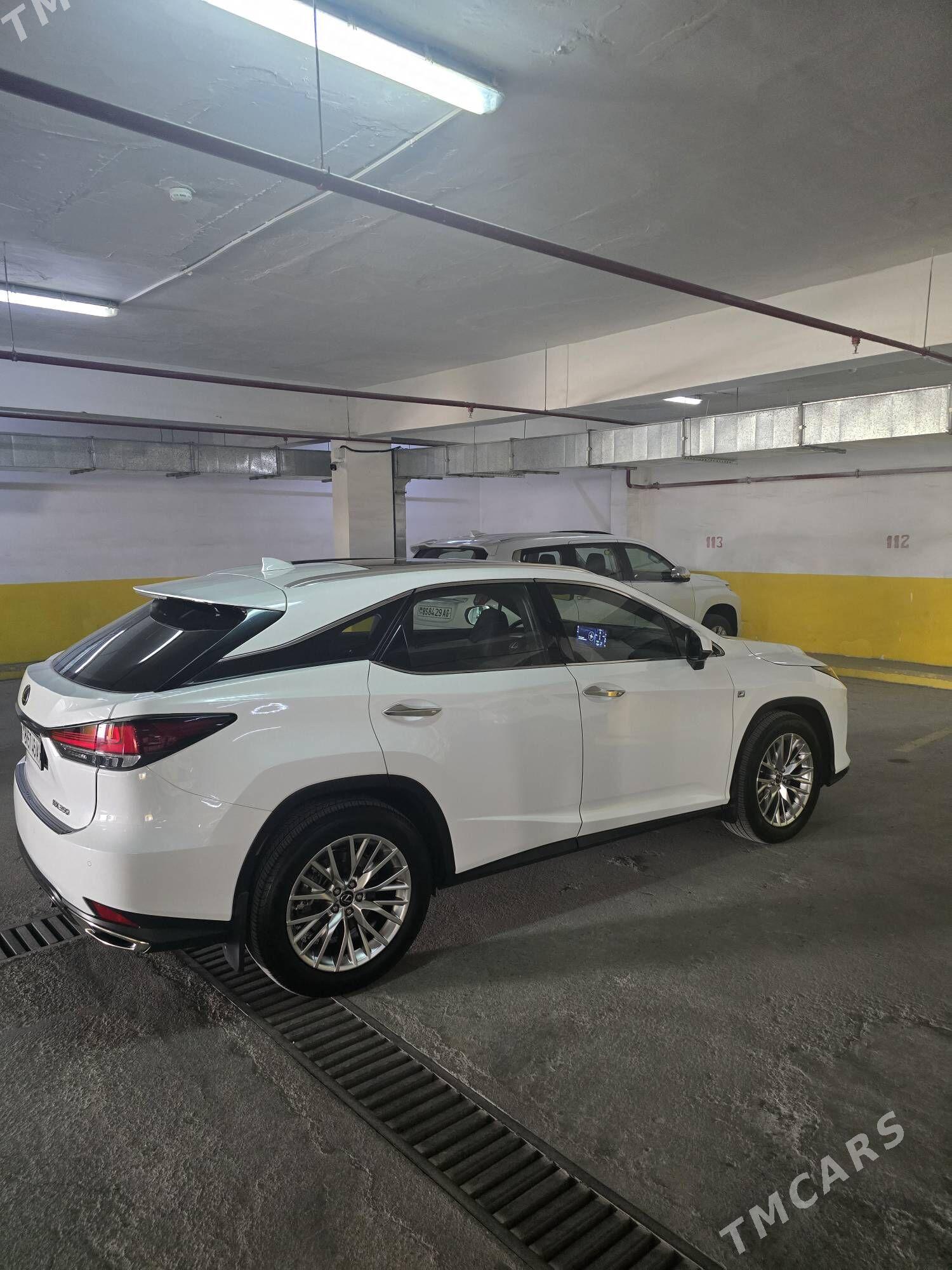 Lexus RX 350 2020 - 640 000 TMT - Podwoýski köç. (Bitarap Türkmenistan şaýoly) - img 3