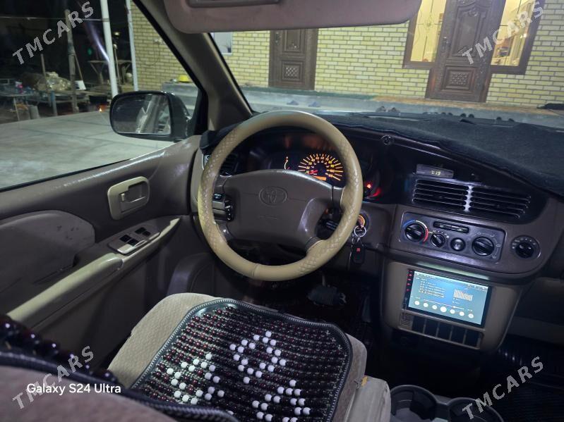 Toyota Sienna 2002 - 170 000 TMT - Сакарчага - img 6