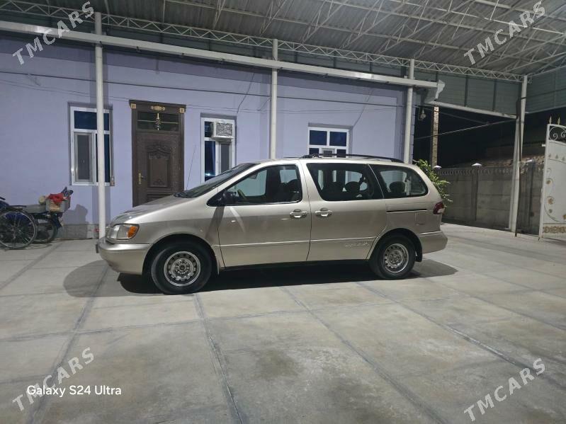 Toyota Sienna 2002 - 170 000 TMT - Сакарчага - img 3