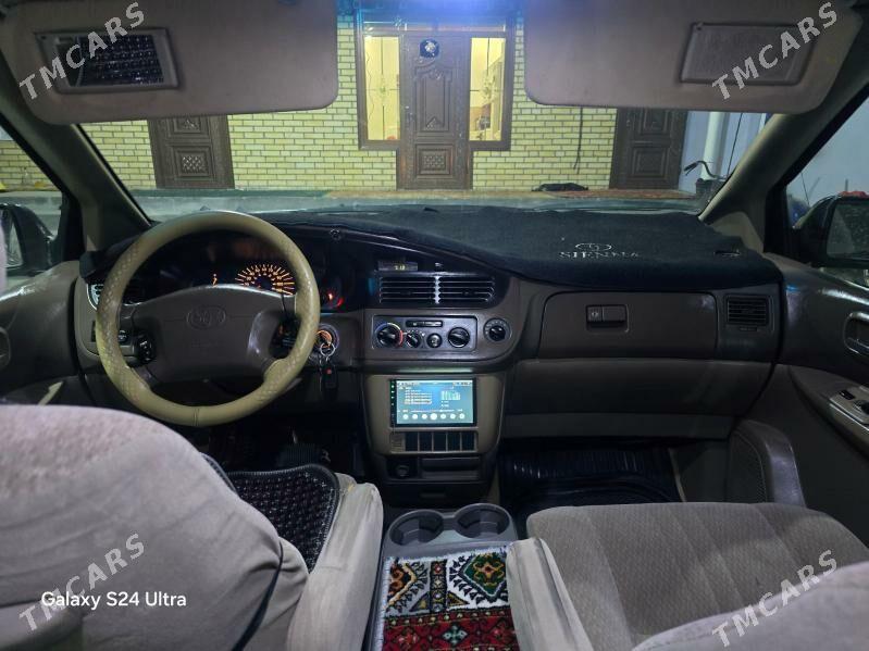 Toyota Sienna 2002 - 170 000 TMT - Сакарчага - img 5