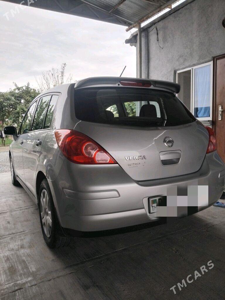 Nissan Versa 2012 - 125 000 TMT - Бахарден - img 5