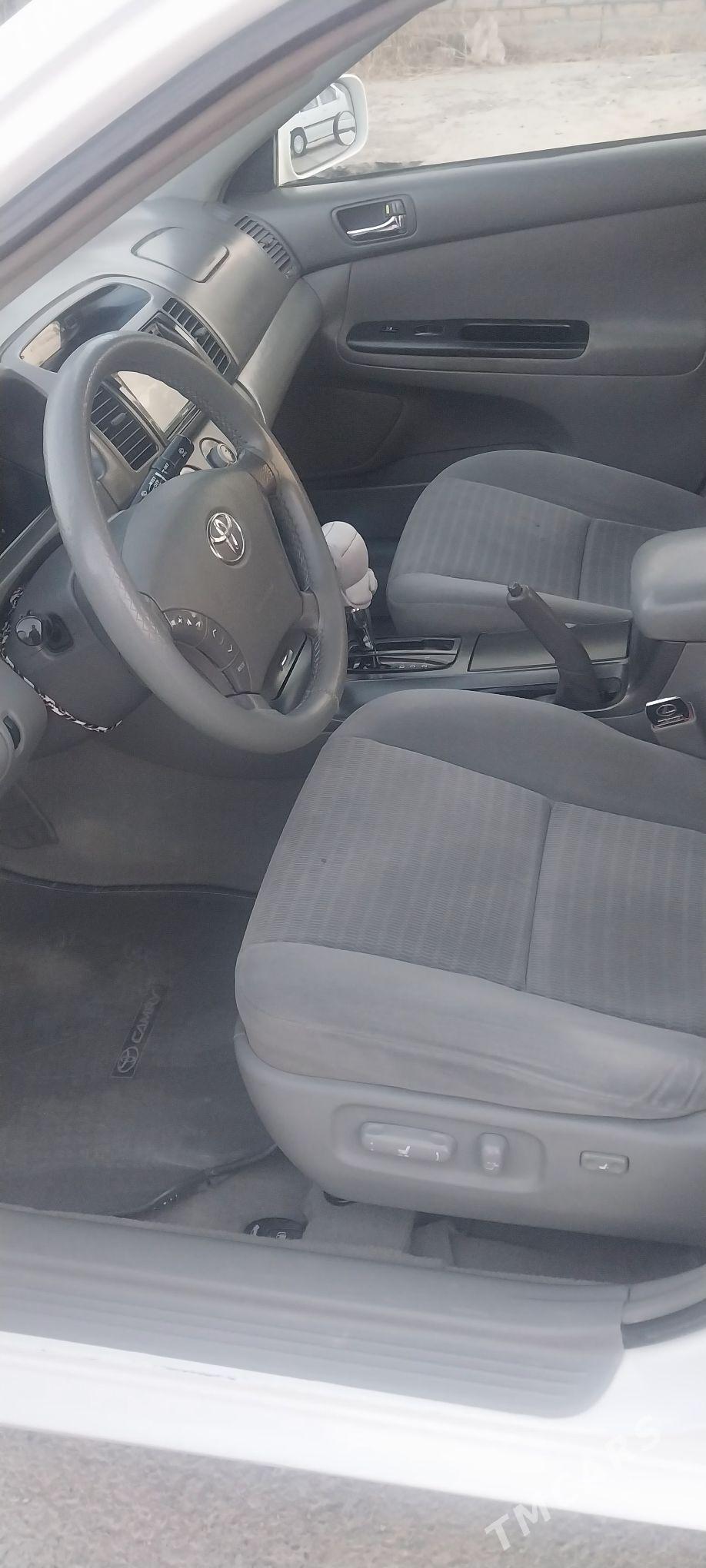 Toyota Camry 2005 - 159 000 TMT - Анев - img 3