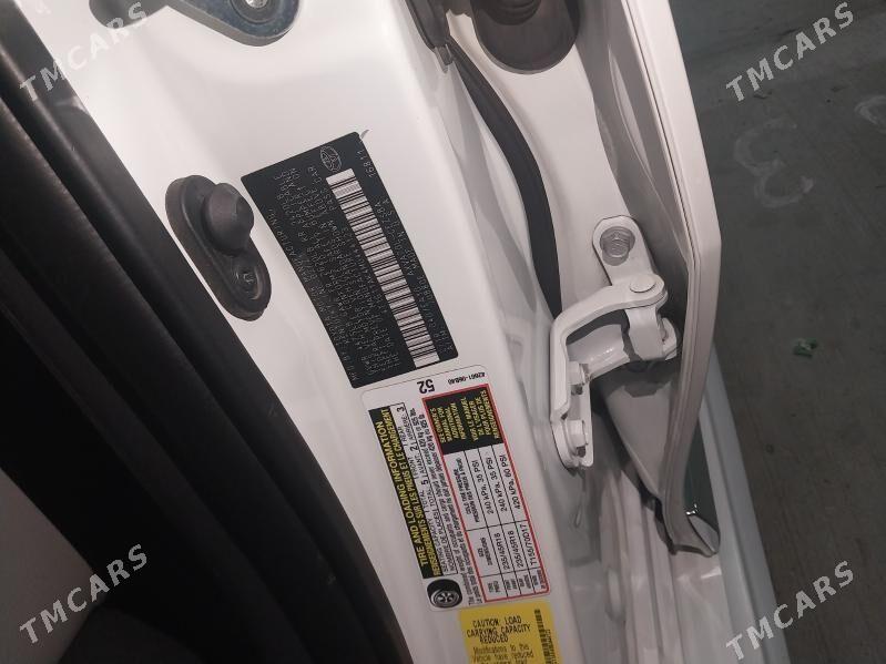 Toyota Camry 2021 - 338 000 TMT - Aşgabat - img 3