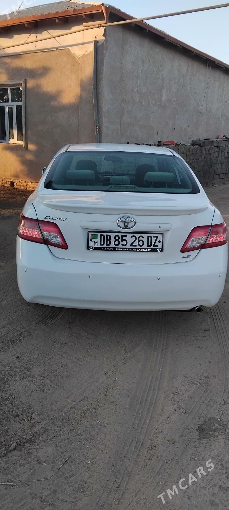 Toyota Camry 2009 - 180 000 TMT - Гурбансолтан Едже - img 3