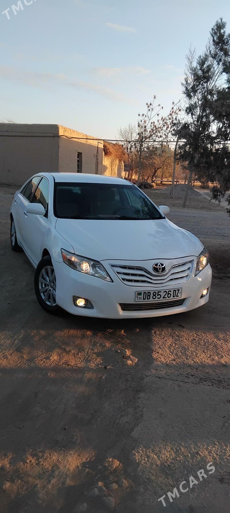 Toyota Camry 2009 - 180 000 TMT - Гурбансолтан Едже - img 1