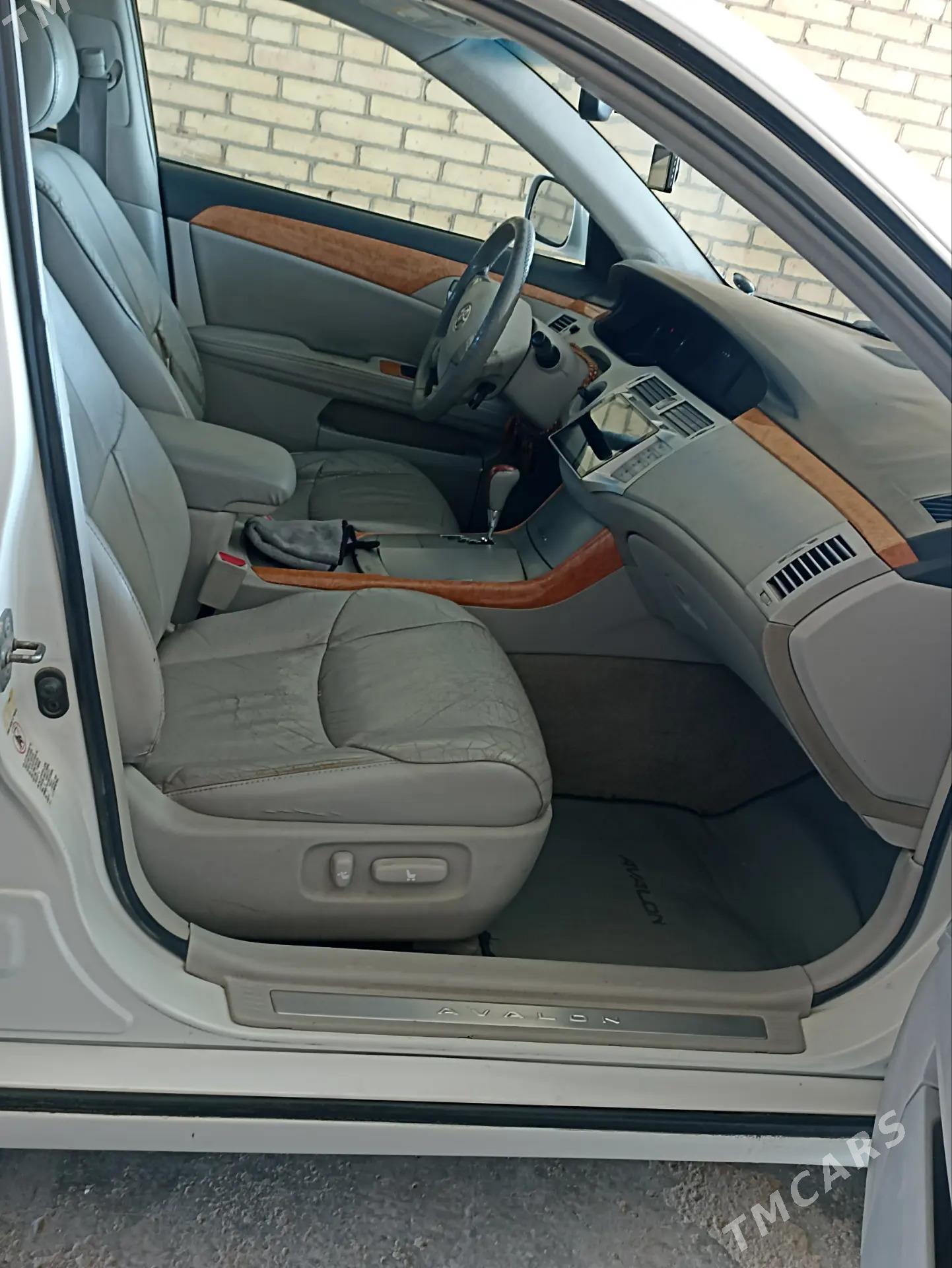 Toyota Avalon 2005 - 170 000 TMT - Дянев - img 7