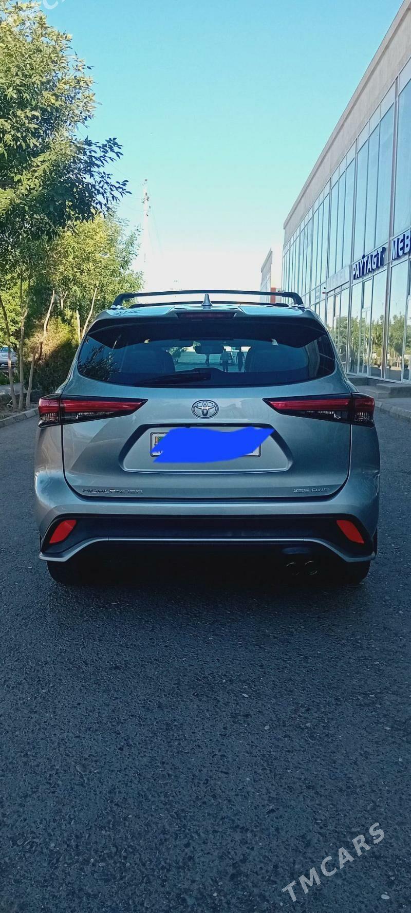 Toyota Highlander 2021 - 600 000 TMT - Дашогуз - img 4