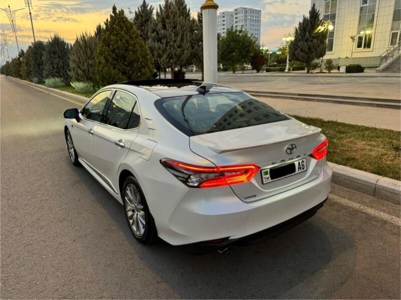 Toyota Camry 2022 - 618 000 TMT - Ашхабад - img 2