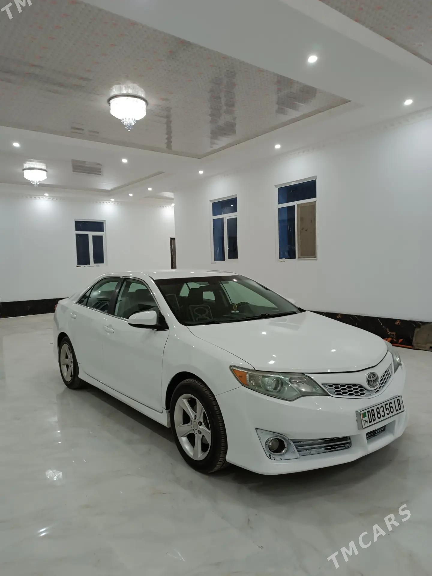 Toyota Camry 2014 - 215 000 TMT - Farap - img 2