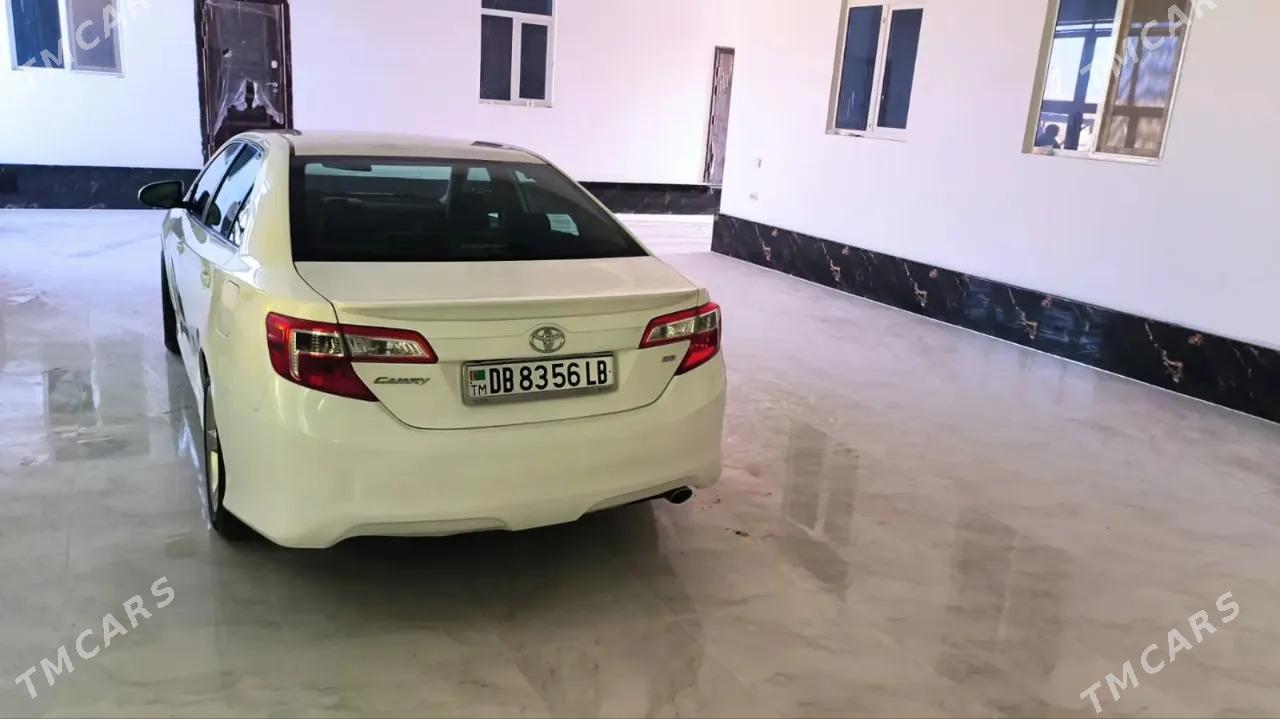 Toyota Camry 2014 - 215 000 TMT - Farap - img 5