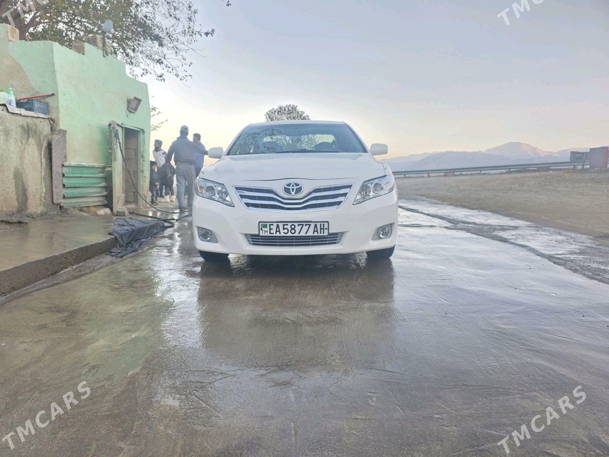 Toyota Camry 2010 - 200 000 TMT - Bäherden - img 1